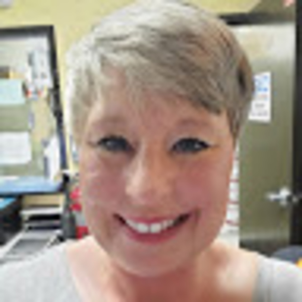 Meet your Posher, Lori